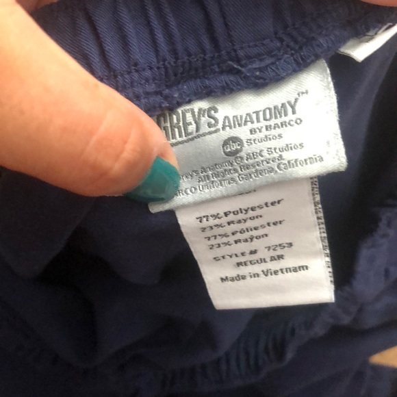 Grey’s Anatomy Barco Elastic Navy Scrubs - Picture 5 of 6